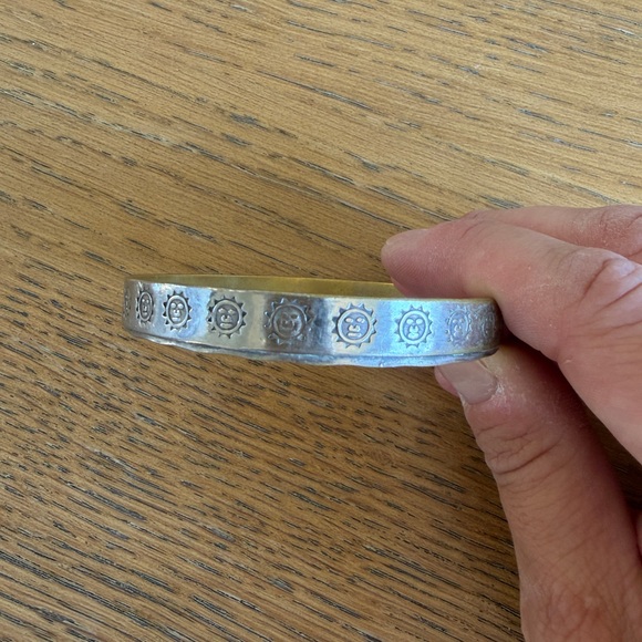 Vintage Taxco Etched Bangle Bracelet - Picture 2 of 3